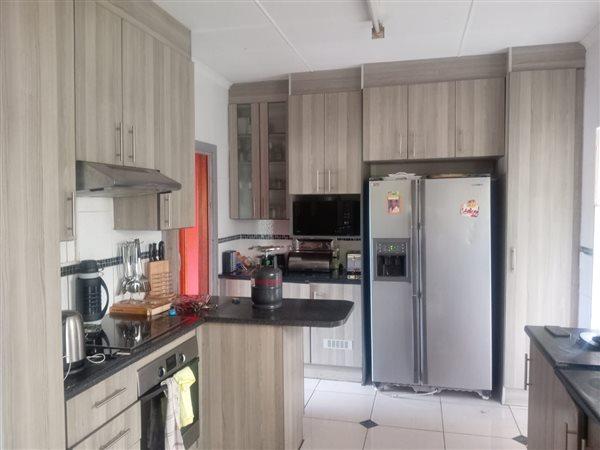 4 Bedroom Property for Sale in Haven Hills Eastern Cape